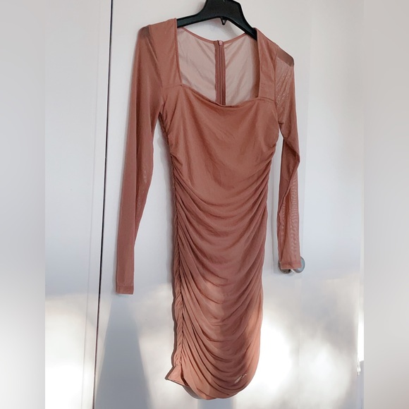 Body dress Dust Pink in Large - Picture 2 of 5